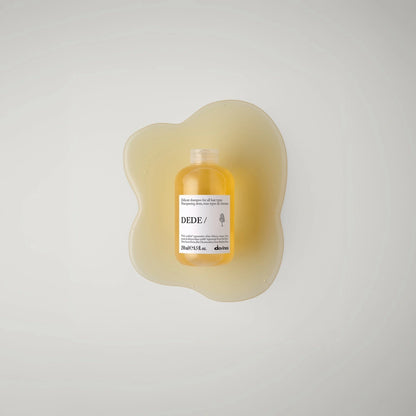 Davines Essential Haircare Dede Shampoo in Flüssigkeit