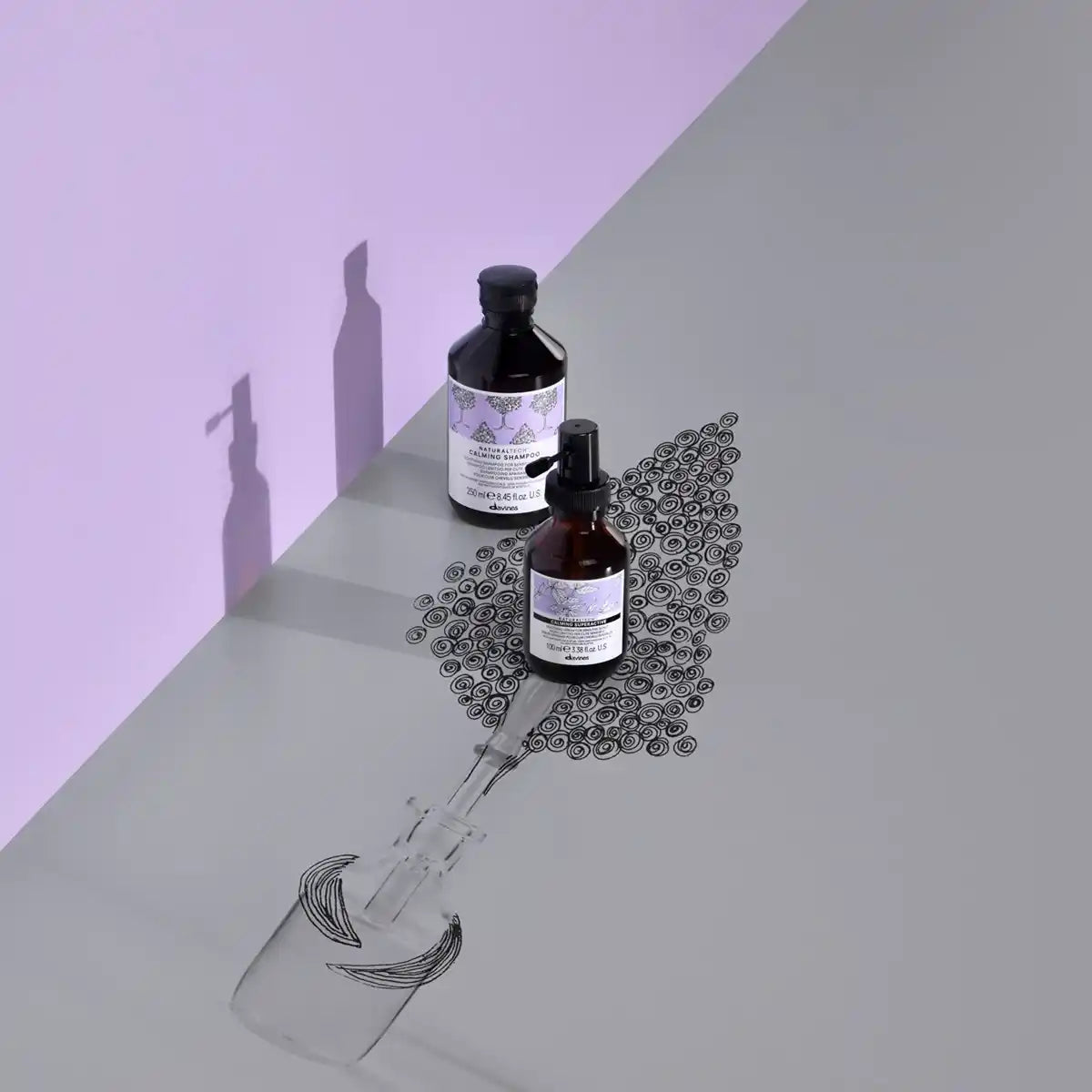 Davines Naturaltech Calming Shampoo & Superactive mit Hintergrund